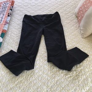 Black mesh Lululemon leggings
